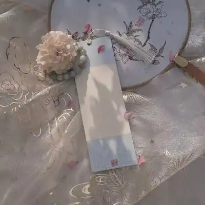 发布到  摆拍 图片评论 0条  收集   点赞  评论  举牌素材 手写低技