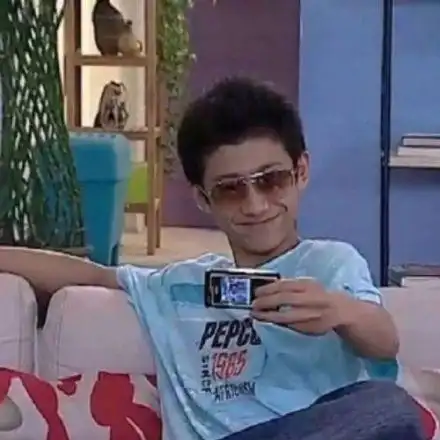 刘星自拍_刘星_自拍表情