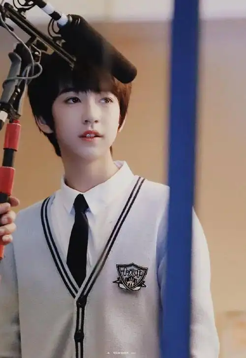 当男爱豆们穿上校服谁是你心中的校草