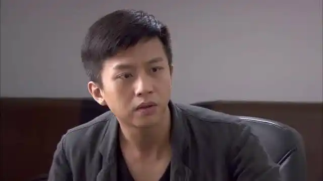 相爱十年:邓超公司陷入危机,只好四处寻求帮助