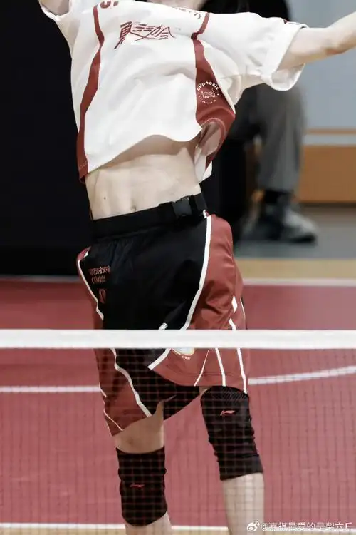 马嘉祺腹肌##马嘉祺tf家族运动会