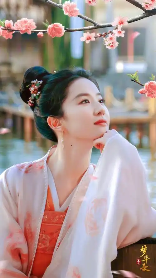 同样的古装盘发造型,第三个最雷人,第八个最漂亮