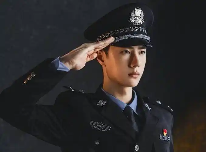 原创48位男明星军装照肖战王一博龚俊帅气鹿晗千玺陈晓沙溢意外他才是