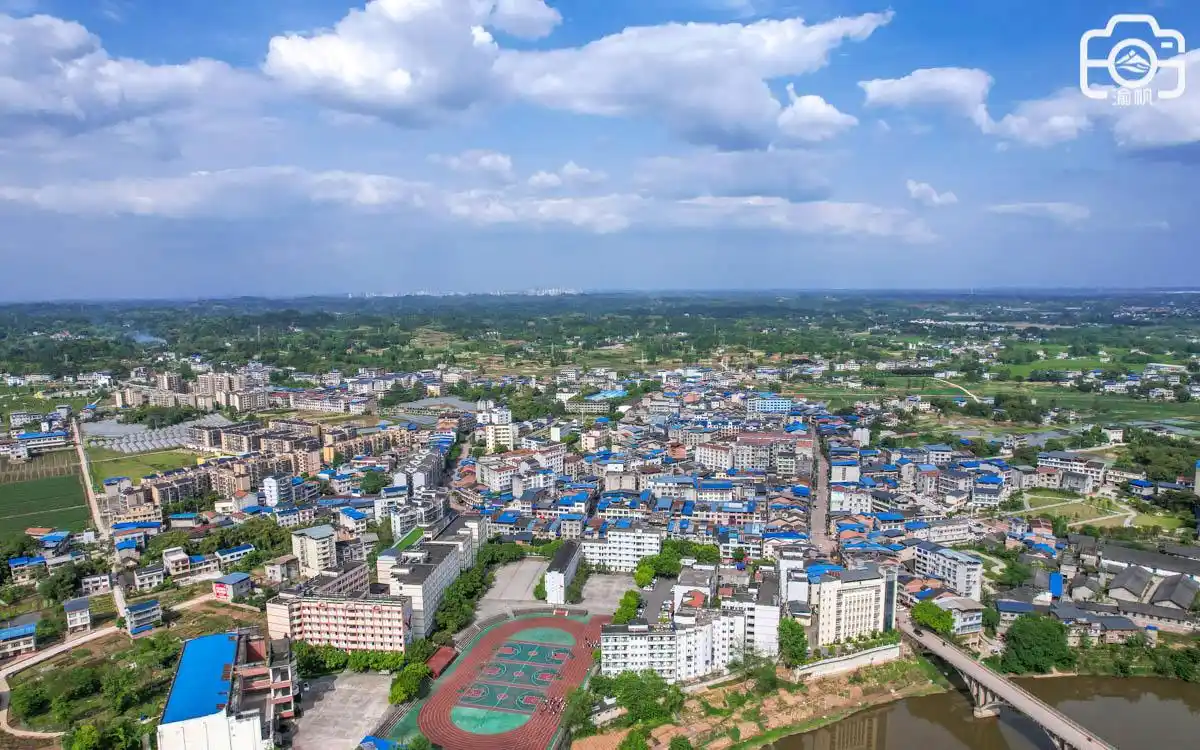 潼南柏梓镇,很不重庆的渝西大镇,面积超渝中,人口近10万