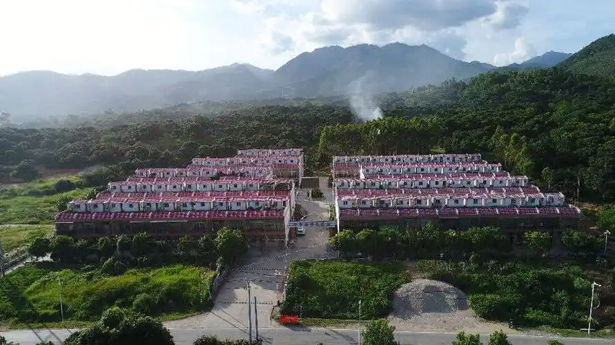 福建省诏安县霞葛镇岭下溪移民新村.(杨一琛摄)