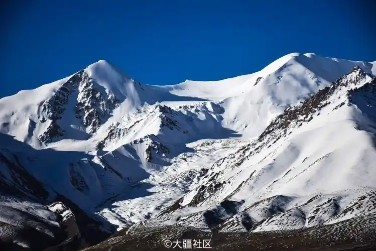 一路往西,过昆仑山,入可可西里,到长江源头