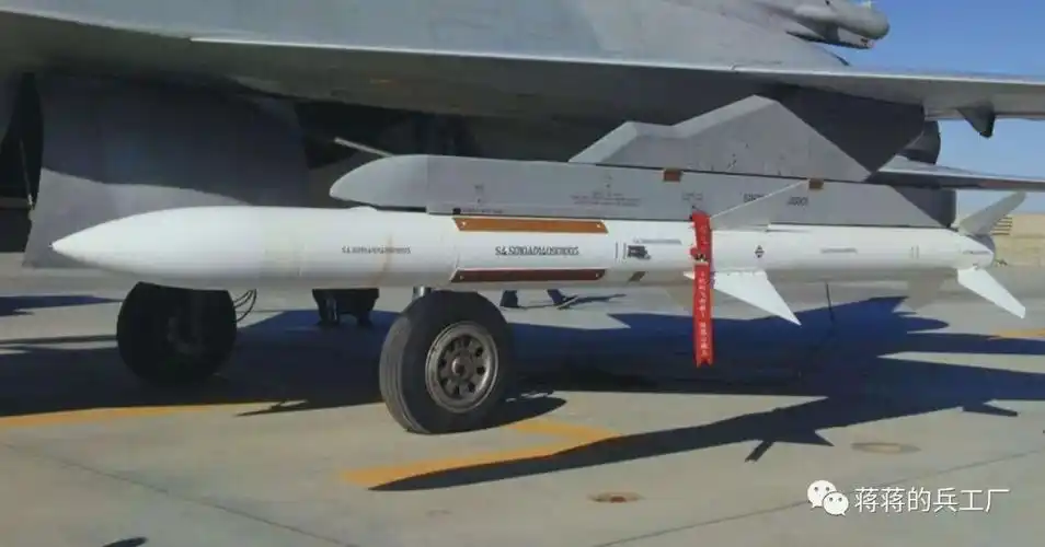 两代大师接力合作的精品——讲讲中国霹雳-12空空导弹的研制过程