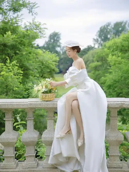 这抓拍的照片让我这个老阿姨都可以自封氧气少女了#婚纱照