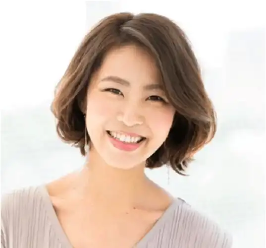 原创40岁女人头发不要剪太短这3款发型好看又显气质