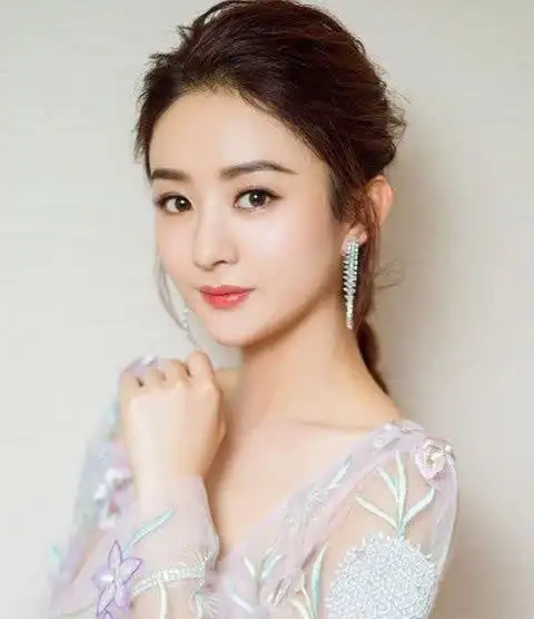 冯绍峰被骗的好惨赵丽颖真实背景曝光身份强大到不敢相信