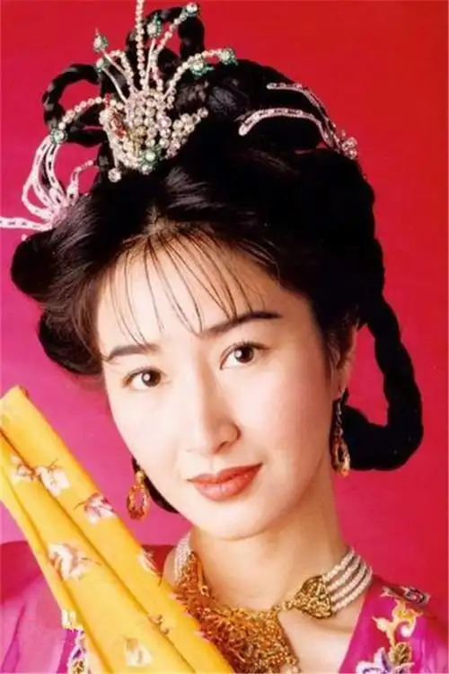 关咏荷tvb大姐大,高层邀请复出拍戏,为了梁家辉放弃事业