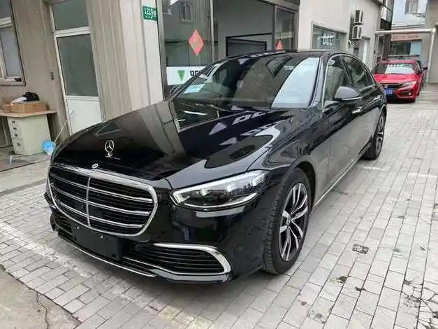 24年准新奔驰s400l豪华型轿车的典范
