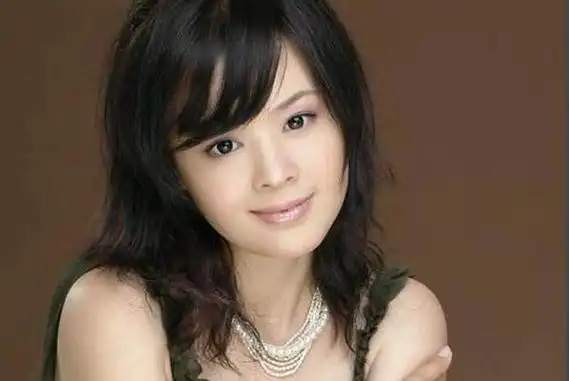 恋爱先生罗玥妈妈是谁演的 师从黄磊实力派名副其实