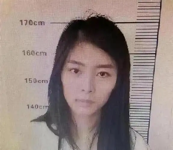 纪实:90后美女辅警,敲诈9名公职人员372万,为何无一人敢举报她