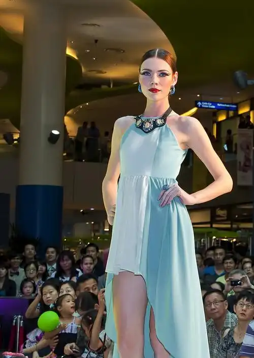 名模服装舞台真人秀