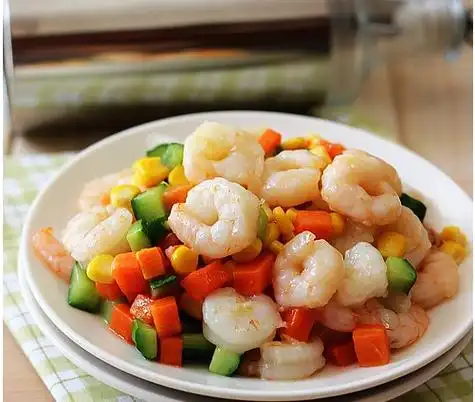 三色炒虾仁的做法