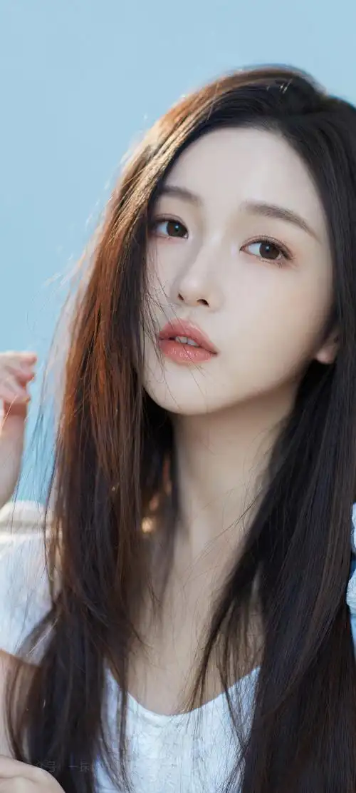 长发高清美女曹婉瑾手机壁纸