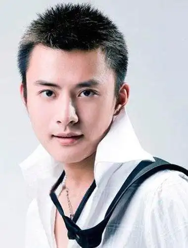 自己能够推理的发型有哪些男士在家剃出的超短头发2