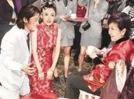 复合_媒体_传言