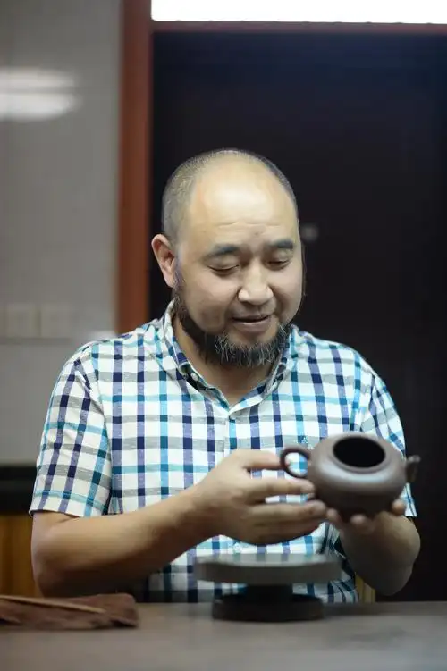 【紫砂名家.个人简介】