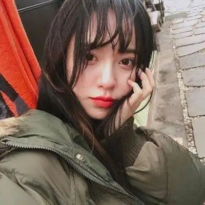 真实普通自然真人头像女