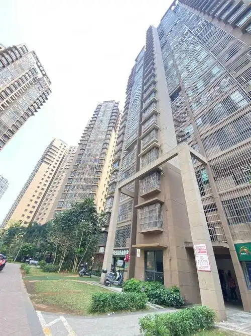 滨江新苑有性价比的三房英才学堂装修品质很不错业主急售