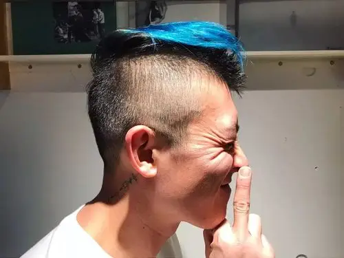 陈冠希:渣男锡纸烫?周杰伦:是小鲜肉!_发型