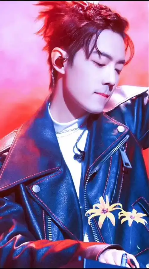 肖战#好看,好看,超酷的表情,好看极了.