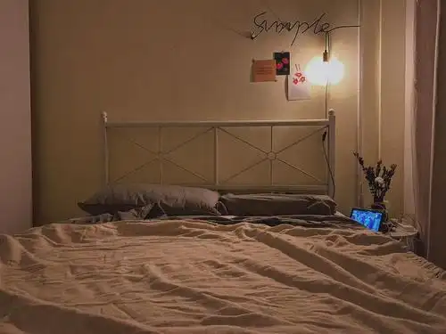 居然被朋友说我的房间像尼姑住的(气死