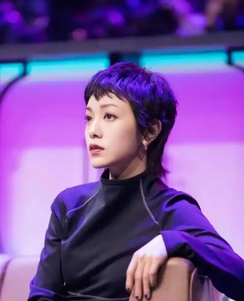 6位"短发比长发惊艳"的女星:清爽又酷飒,普通人也可以学起来