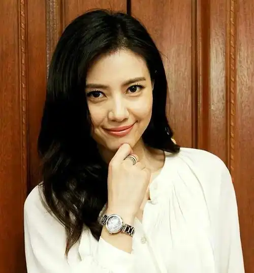 性感女神高圆圆高清写真8_网易订阅