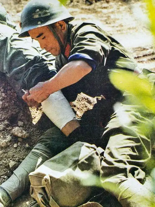 以图片诉说战斗一一来自对越自卫反击战现场图片