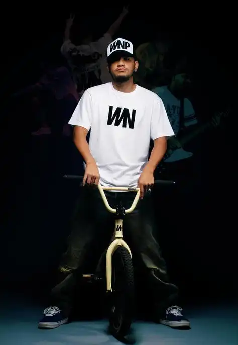 张震岳(中国台湾男歌手)_石塘网