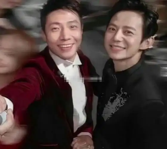 元宵佳节晚会撒贝宁何炅同台