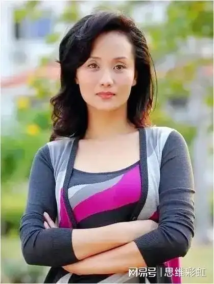 贵气霸总妈妈专业户李颖|老戏骨|她的演技|李颖(中国演员)_网易订阅