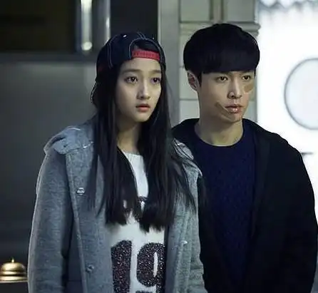 图关晓彤张艺兴演的电视剧叫什么好先生中甜蜜互喂