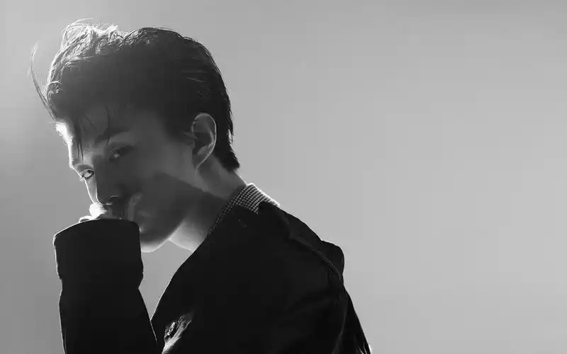 电脑壁纸 明星 大陆明星 范丞丞双子座的ab面时尚个人魅力帅气迷人