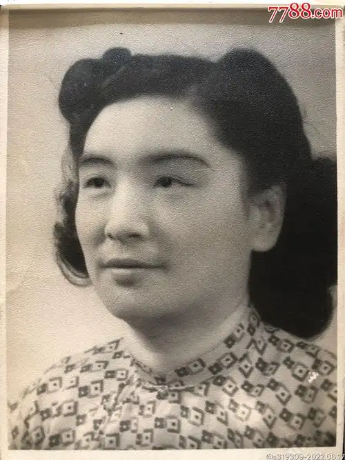 【民国老照片】上海美伦照相馆烫发穿旗袍妇女相_价格100元【简松庐】