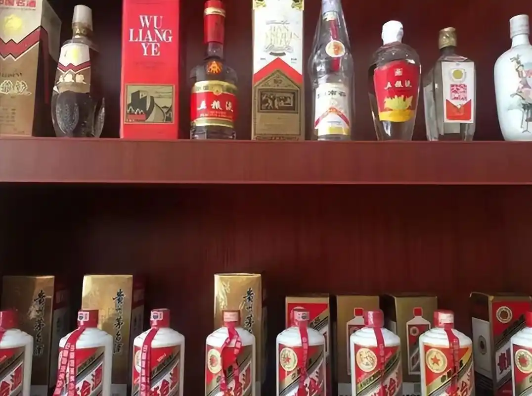 喜爱白酒收藏的人越来越多,但是家里这几个地方千万不要放酒!