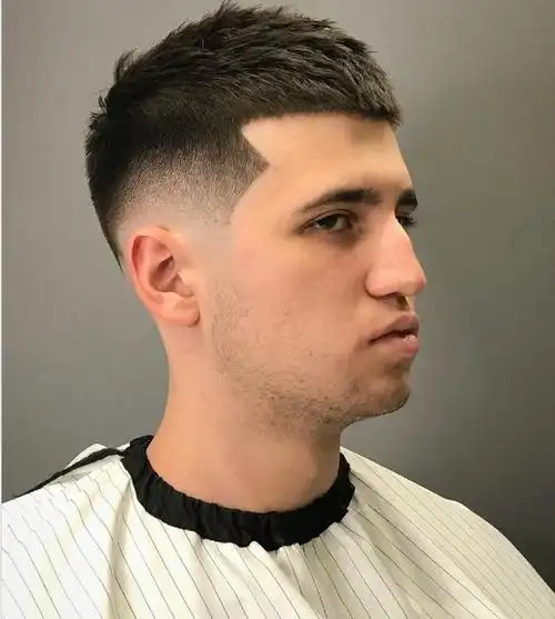 男士"两边铲"发型的3种剪法,清爽干净,剪完帅气又有魅力