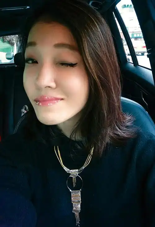 天后姐「蔡旻纹」穿搭态度大揭秘!混搭出自己的时尚风格