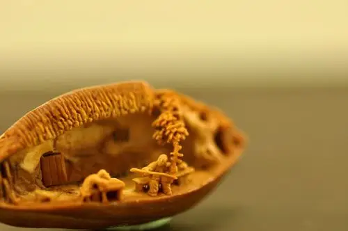 微雕视界 祖孙情