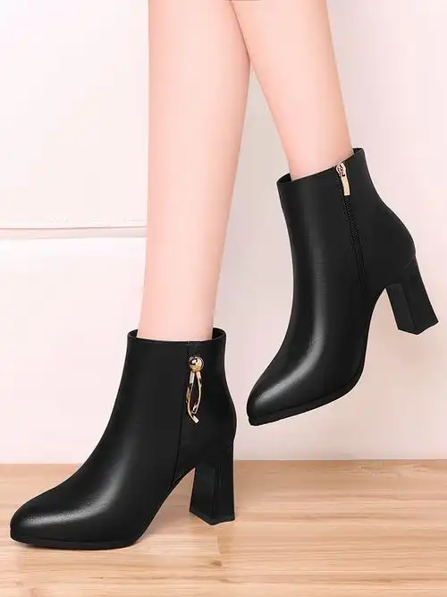 子女士春秋高跟不累脚短靴女鞋子婚礼妈妈鞋中年皮鞋喜婆婆婚宴鞋