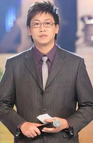 个人简介 姓名:林海 属相:猪 籍贯:上海 身高:1.