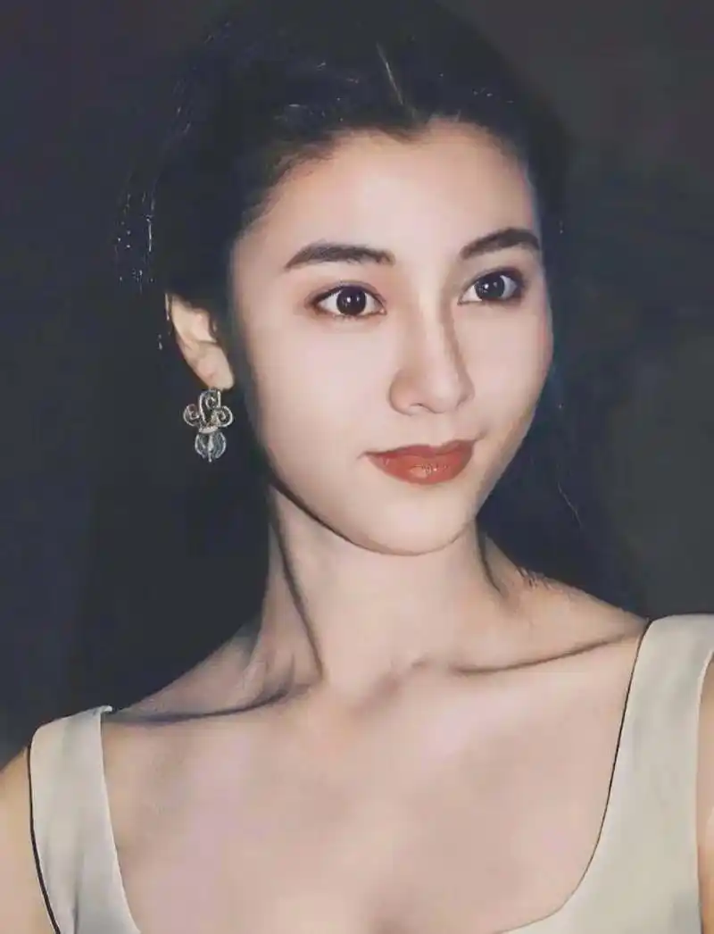 一组绝美的图.#李嘉欣#盛世美颜 - 抖音