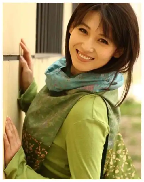 宁丹琳凭家有儿女走红却屡次惨遭诬蔑还被酒鬼暴打