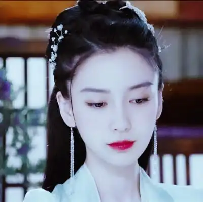 杨颖白娉婷自调头像原截:沈姒欢二转标注:顾雨曦