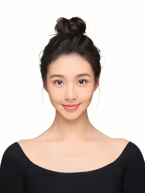 证件照爱笑的女孩永远有好运