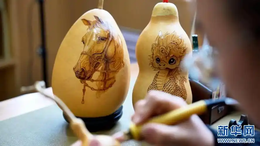 葫芦烙画让葫芦成为艺术品