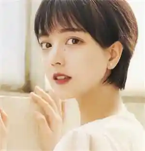 2021最火日系短发图片精灵一般的短发发型推荐